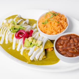 Enchiladas Verdes de Tinga